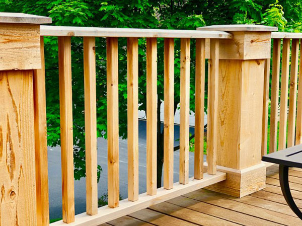 cedar-deck-rails-and-spindles
