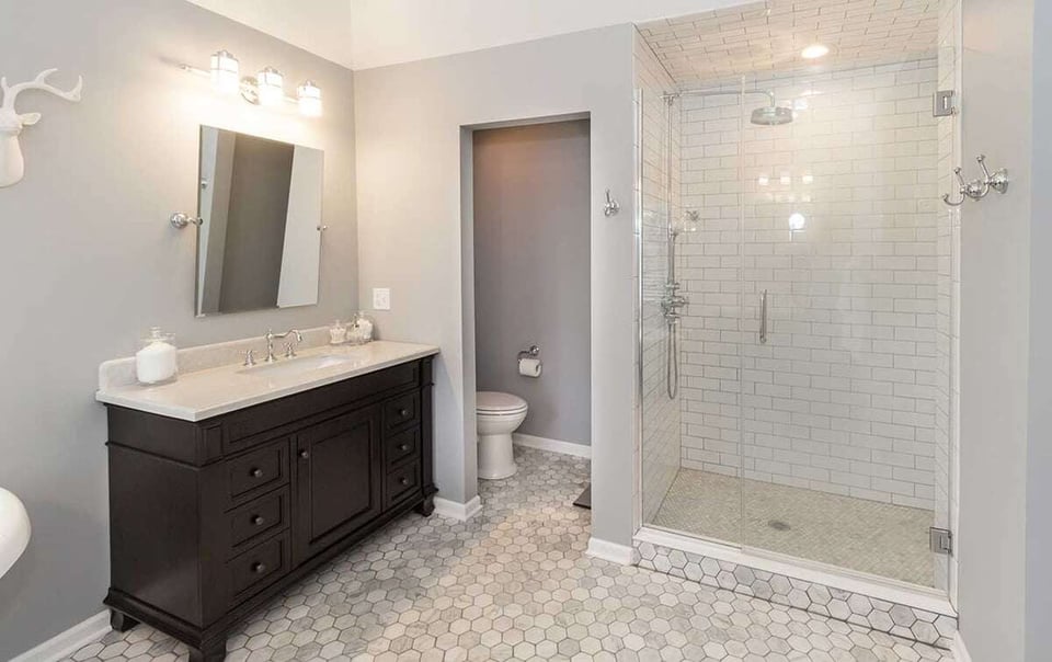 Schoolhouse Lane Master Bathroom