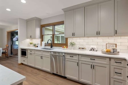 Traditional/Transitional Kitchen Remodel in Yorkville, IL by Hogan Design & Construction project photo 7