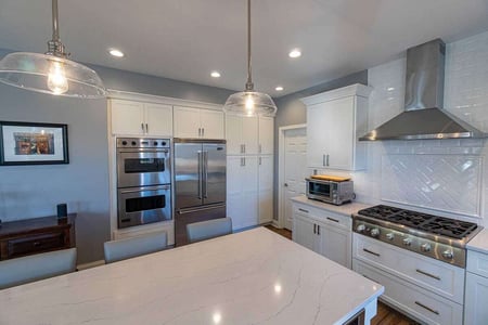Traditional Kitchen Remodel by Hogan Design & Construction — Project 2 project photo 3